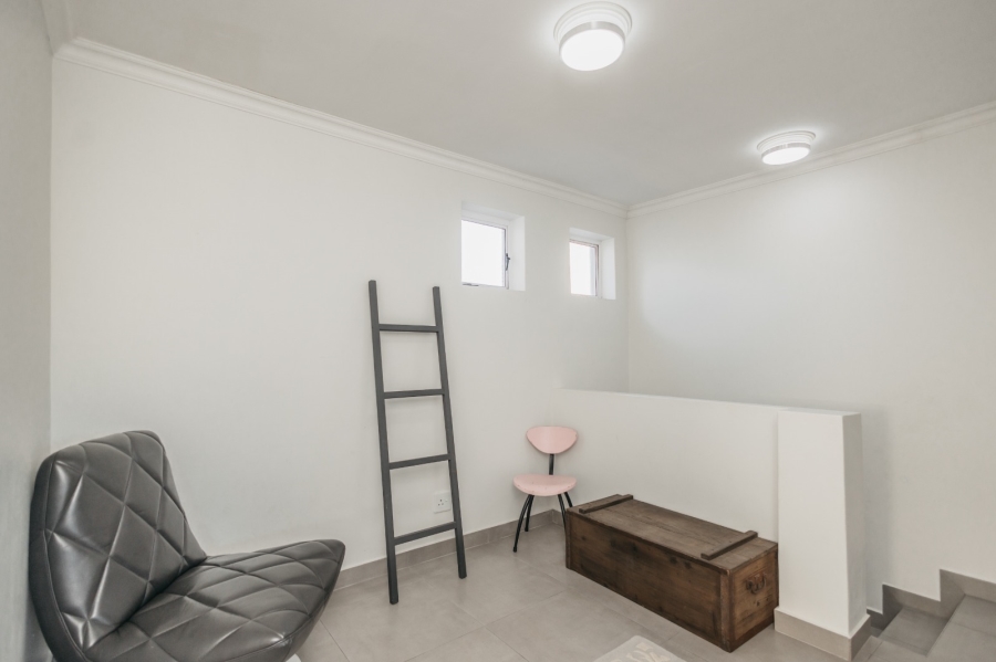 3 Bedroom Property for Sale in Avalon Estate Western Cape